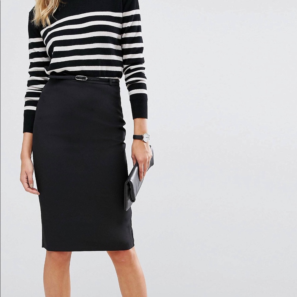 Pencil skirt with belt